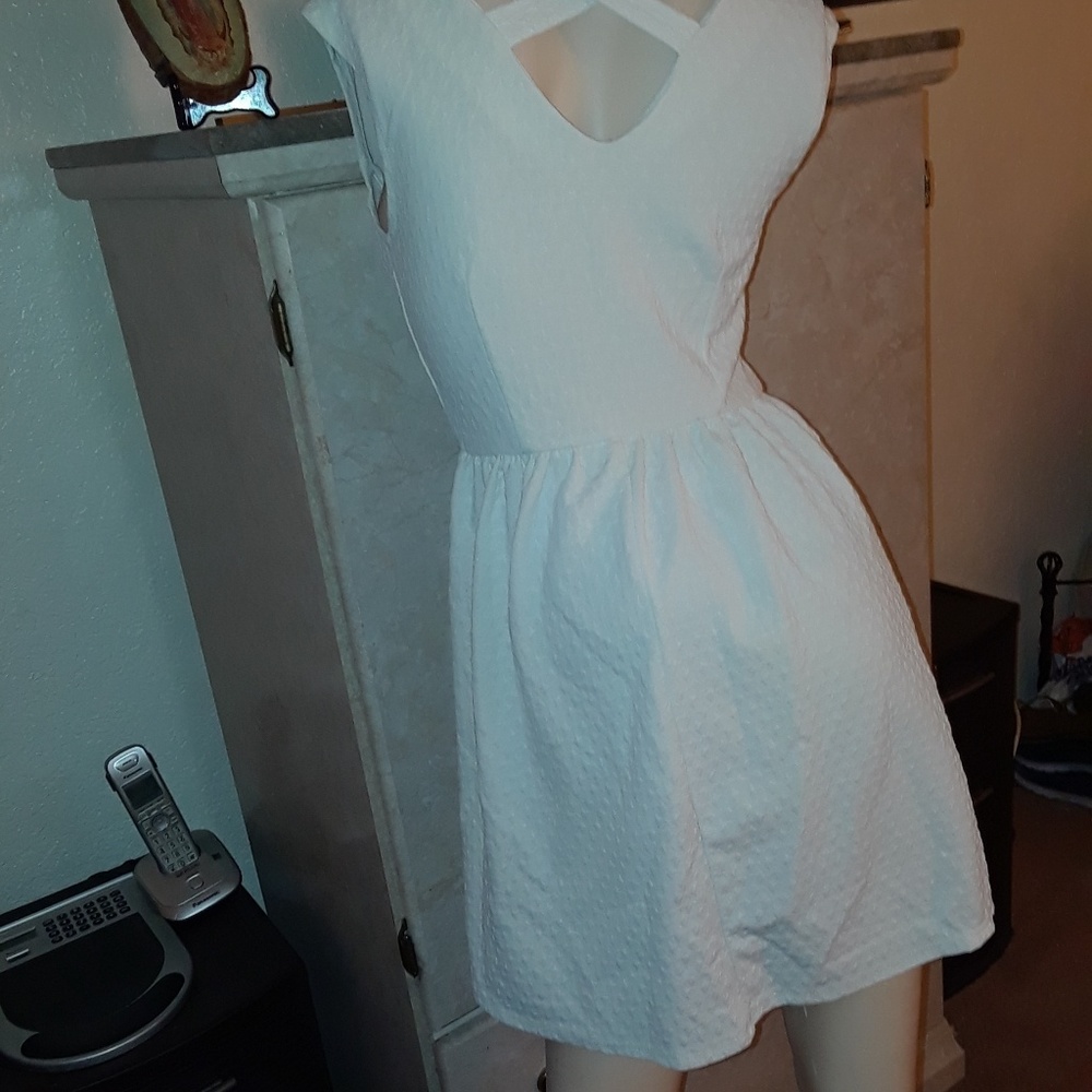 dress - Picture 5 of 6
